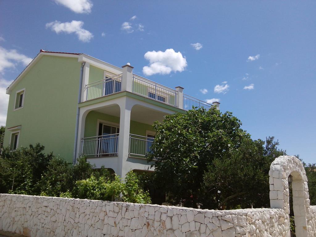 Apartment Peris Sevid Exterior photo