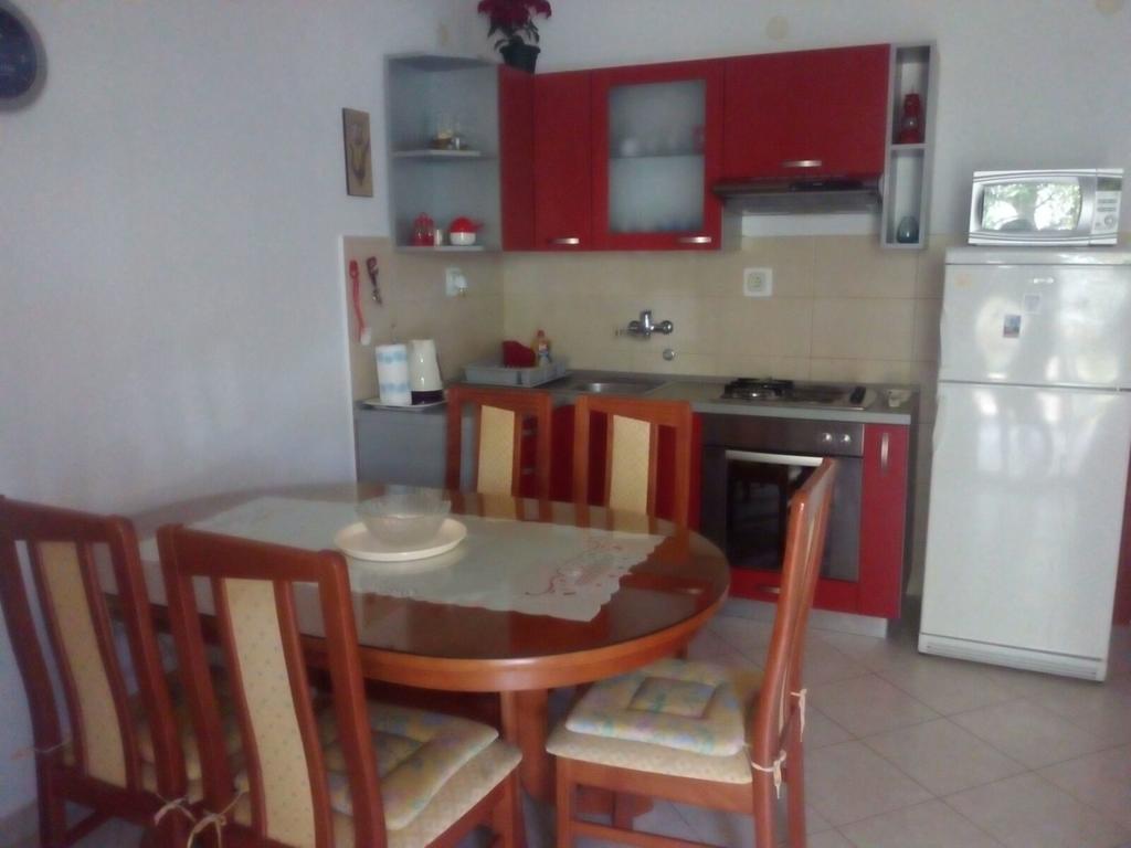 Apartment Peris Sevid Exterior photo